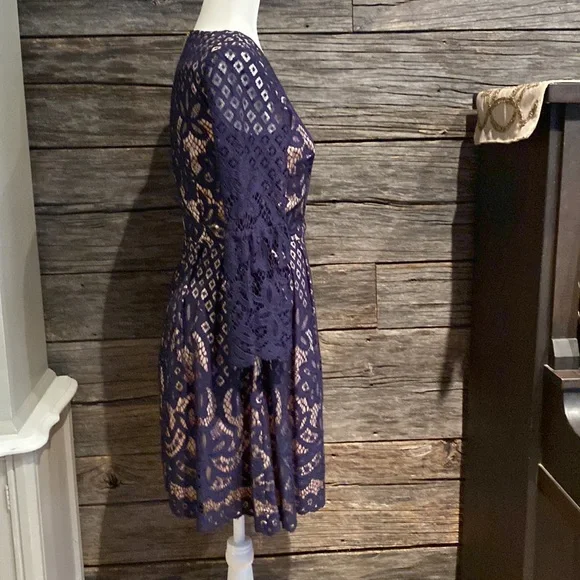 Worn once! Eliza J navy lace dress - Picture 7 of 9